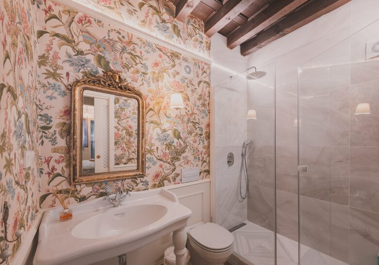 Restored Spanish Mansion with Studio and Private Patio - Toledo, Spain