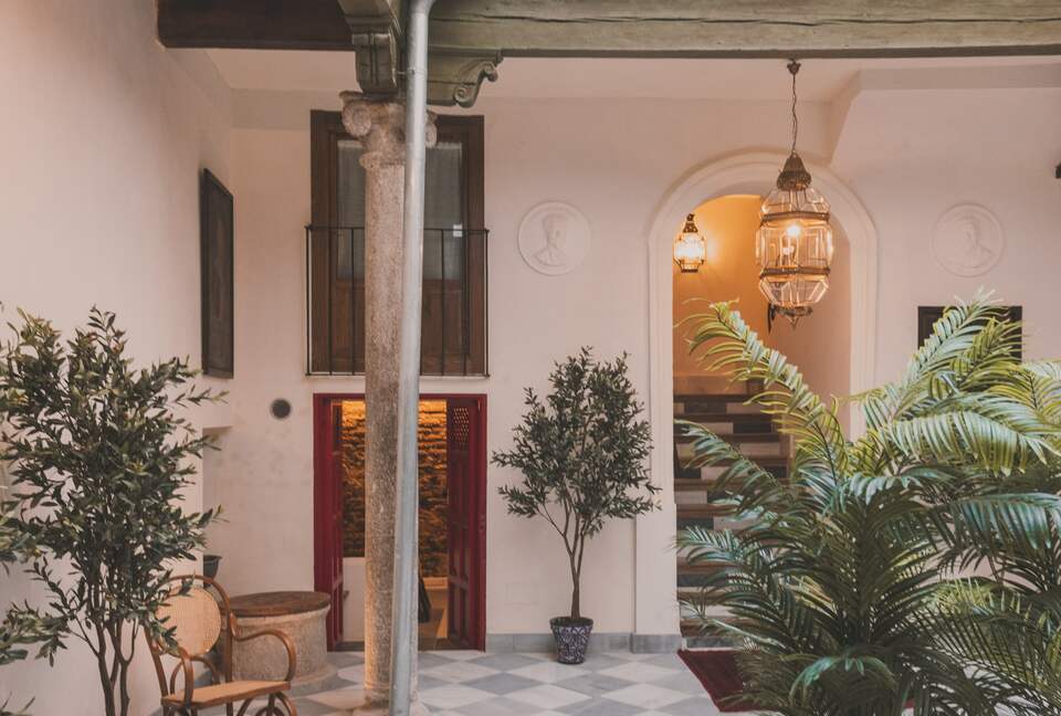 Restored Spanish Mansion with Studio and Private Patio - Toledo, Spain