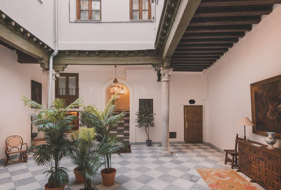 Restored Spanish Mansion with Studio and Private Patio - Toledo, Spain
