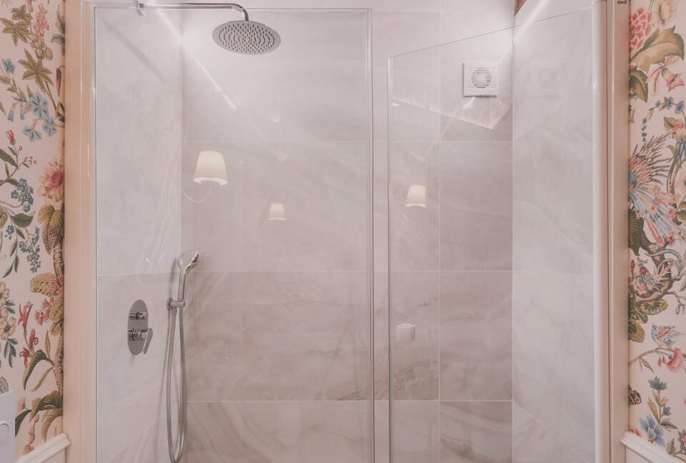 Restored Spanish Mansion with Studio and Private Patio - Toledo, Spain