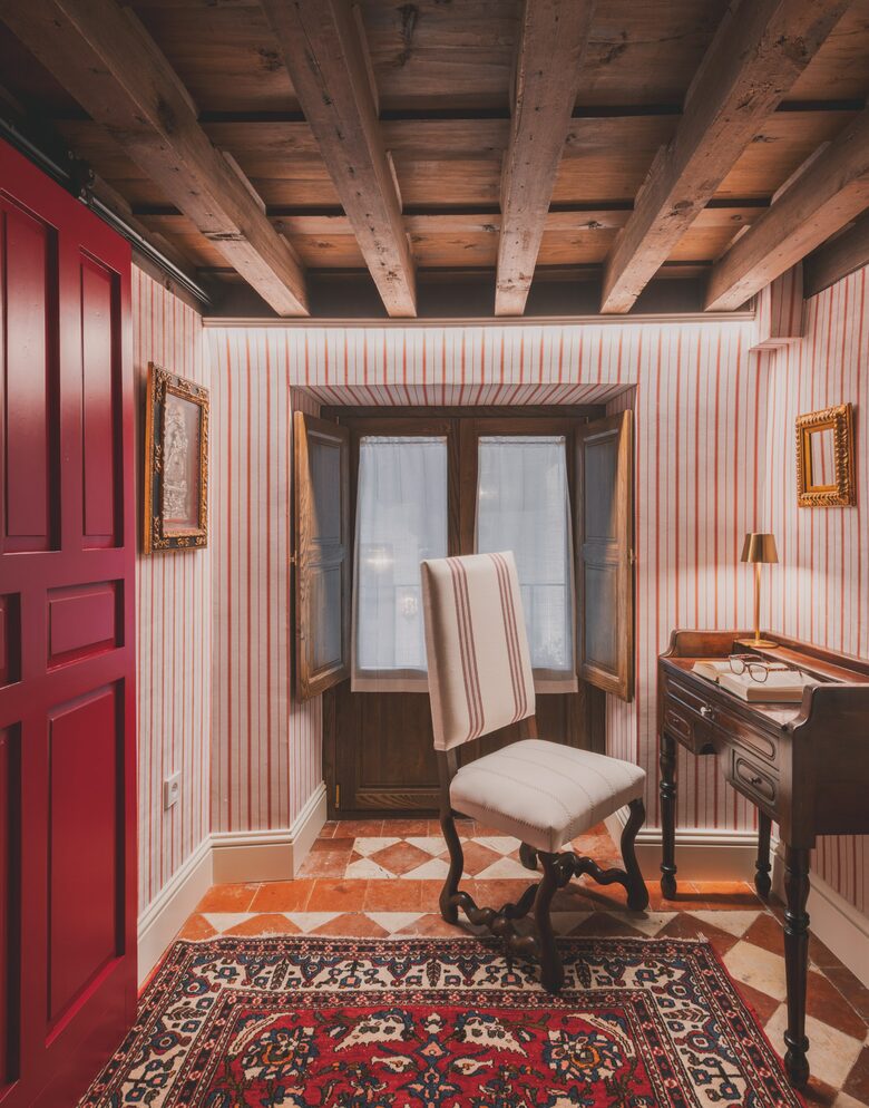 Restored Spanish Mansion with Studio and Private Patio - Toledo, Spain