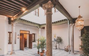 Restored Spanish Mansion with Studio and Private Patio - Toledo, Spain