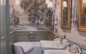 Restored Spanish Mansion with Studio and Private Patio - Toledo, Spain