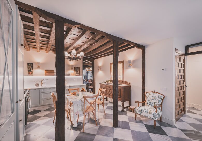 Restored Spanish Mansion with Studio and Private Patio - Toledo, Spain