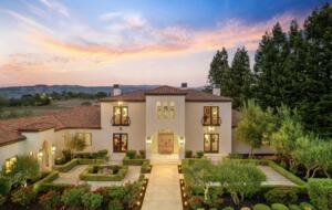 Modern Napa Masterpiece | Estate with Vineyard Views and Resort-Style Amenities - Napa, California