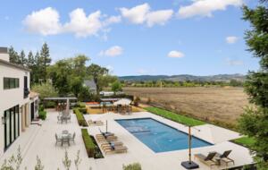 Modern Napa Masterpiece | Estate with Vineyard Views and Resort-Style Amenities - Napa, California