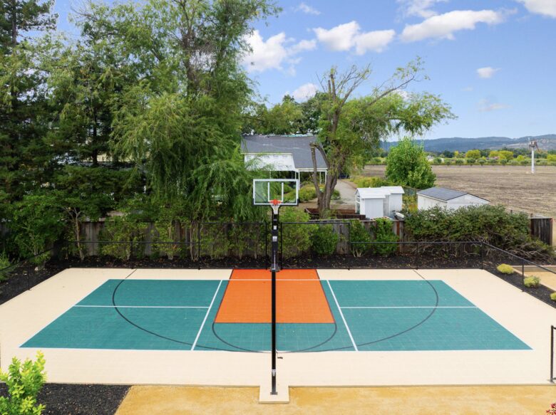 Modern Napa Masterpiece | Estate with Vineyard Views and Resort-Style Amenities - Napa, California