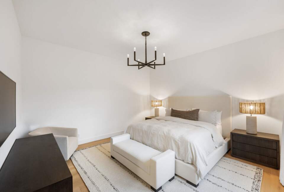 Modern Napa Masterpiece | Estate with Vineyard Views and Resort-Style Amenities - Napa, California