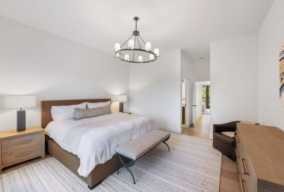 Modern Napa Masterpiece | Estate with Vineyard Views and Resort-Style Amenities - Napa, California