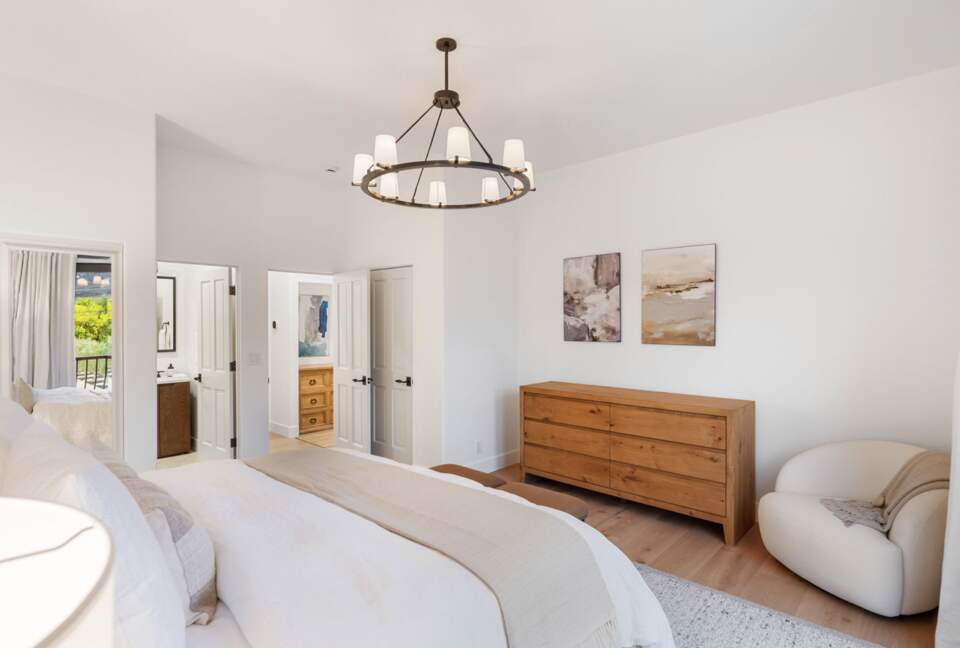 Modern Napa Masterpiece | Estate with Vineyard Views and Resort-Style Amenities - Napa, California