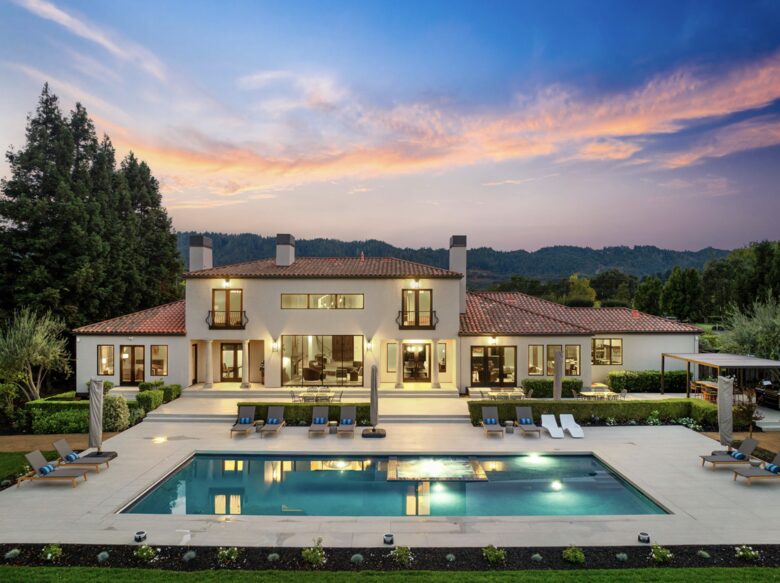 Modern Napa Masterpiece | Estate with Vineyard Views and Resort-Style Amenities - Napa, California