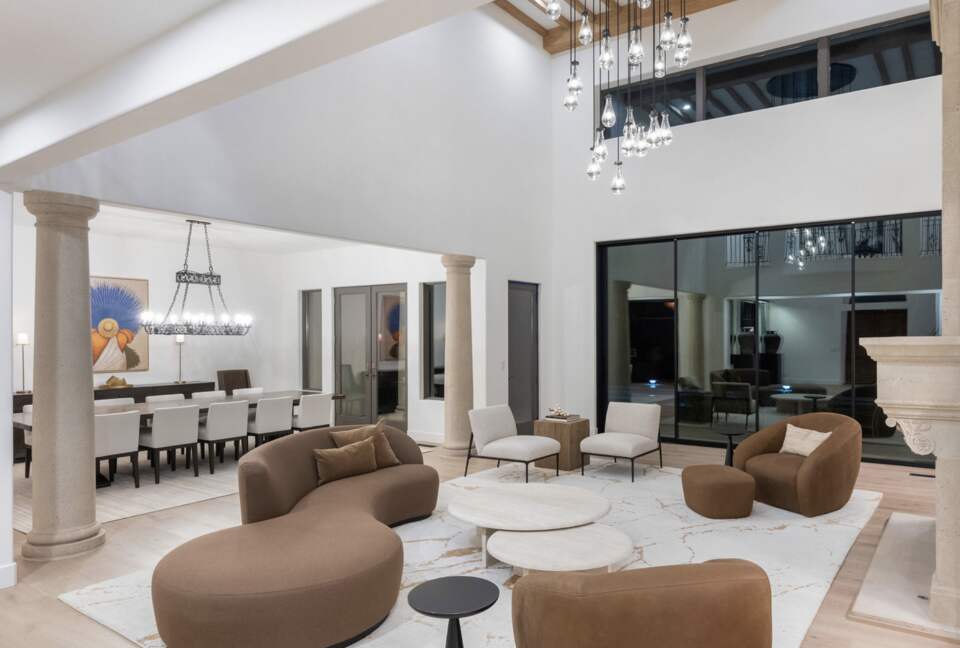 Modern Napa Masterpiece | Estate with Vineyard Views and Resort-Style Amenities - Napa, California