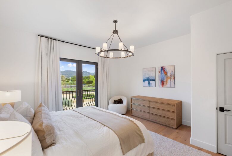 Modern Napa Masterpiece | Estate with Vineyard Views and Resort-Style Amenities - Napa, California