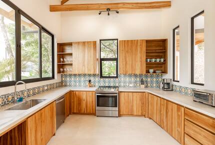 Luxury Jungle Retreat Steps from Guiones Beach - Nosara, Costa Rica