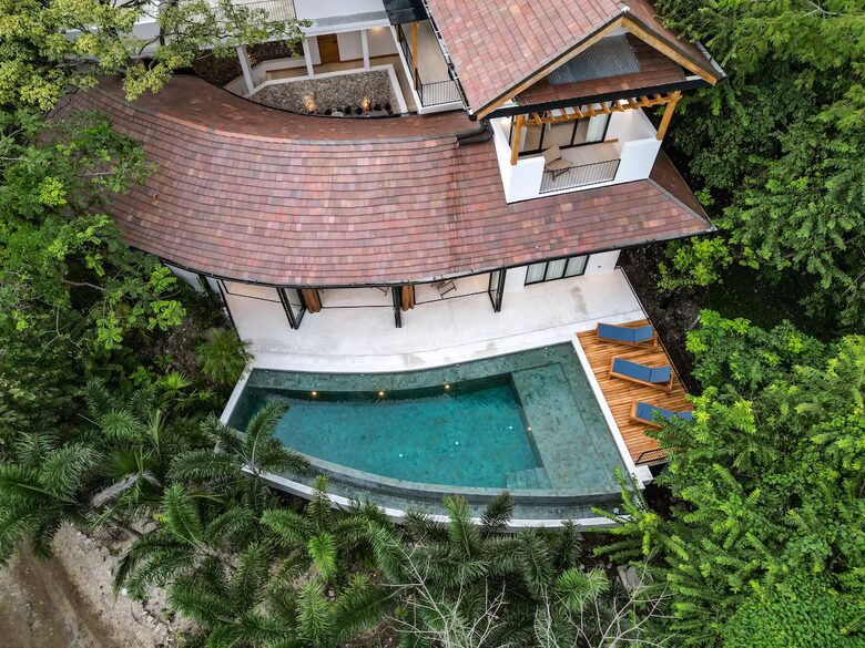 Luxury Jungle Retreat Steps from Guiones Beach - Nosara, Costa Rica