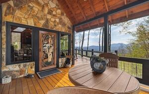 Mountain View Residence Above Blue Ridge - Blue Ridge, Georgia