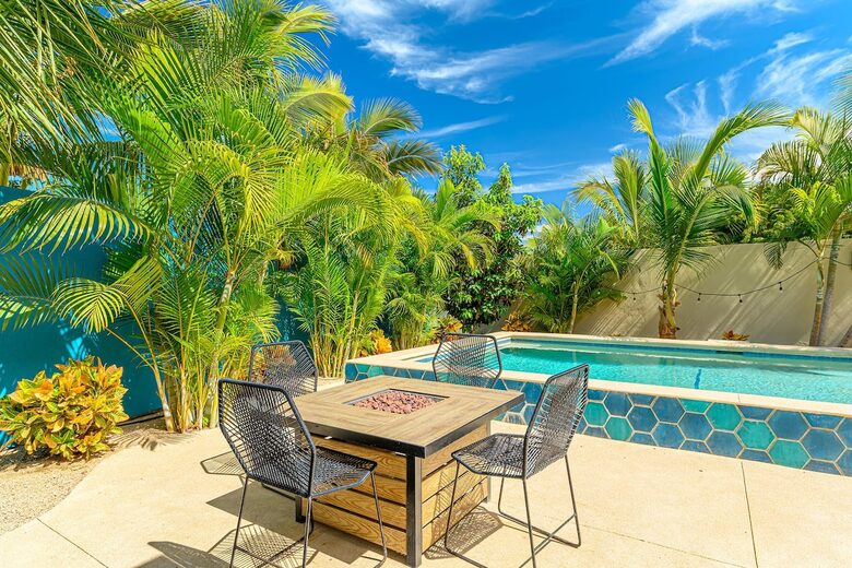 Tropical Hideaway with Pool & Casita Near Pescadero Beach - El Pescadero, Mexico