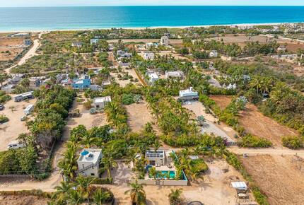Tropical Hideaway with Pool & Casita Near Pescadero Beach - El Pescadero, Mexico