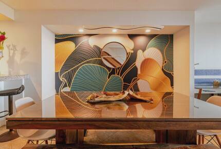 Luxury Lahaina Retreat Steps from the Sand - Lahaina, Hawaii