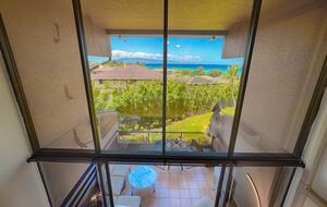 Luxury Lahaina Retreat Steps from the Sand - Lahaina, Hawaii