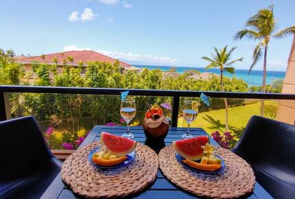 Luxury Lahaina Retreat Steps from the Sand - Lahaina, Hawaii