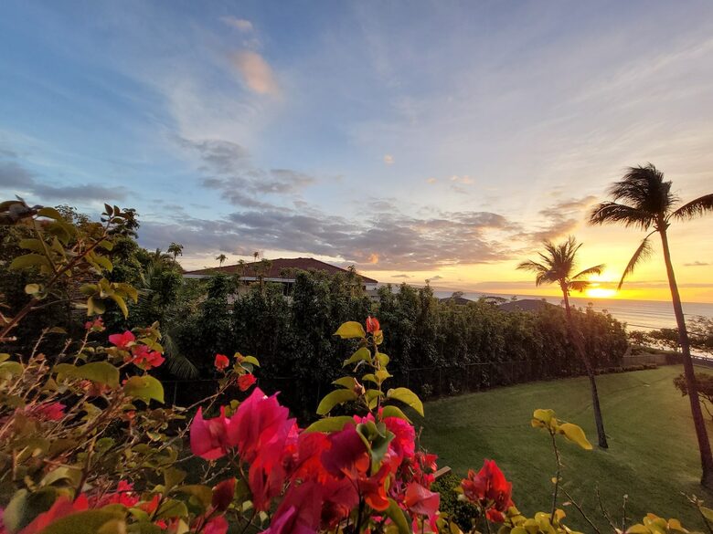 Luxury Lahaina Retreat Steps from the Sand - Lahaina, Hawaii