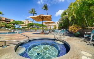 Luxury Lahaina Retreat Steps from the Sand - Lahaina, Hawaii