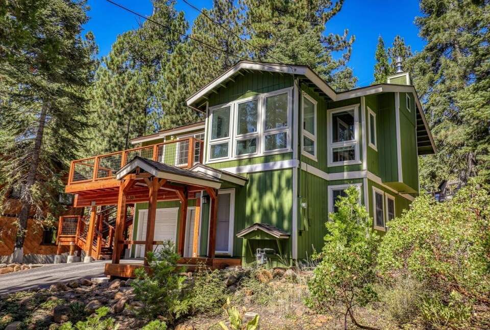 Woodland Retreat Near Kings Beach & Tahoe Ski Resorts - Kings Beach, California