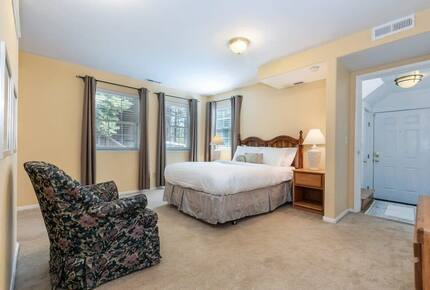 Woodland Retreat Near Kings Beach & Tahoe Ski Resorts - Kings Beach, California