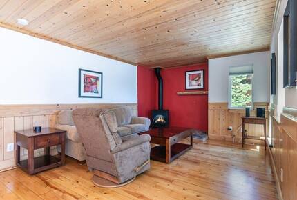 Woodland Retreat Near Kings Beach & Tahoe Ski Resorts - Kings Beach, California