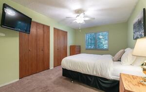 Woodland Retreat Near Kings Beach & Tahoe Ski Resorts - Kings Beach, California