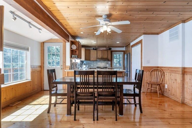 Woodland Retreat Near Kings Beach & Tahoe Ski Resorts - Kings Beach, California