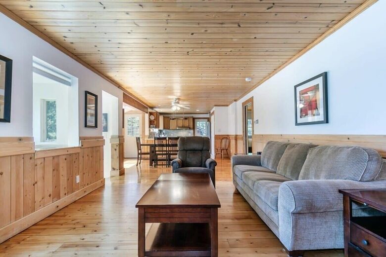 Woodland Retreat Near Kings Beach & Tahoe Ski Resorts - Kings Beach, California