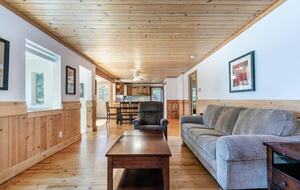 Woodland Retreat Near Kings Beach & Tahoe Ski Resorts - Kings Beach, California