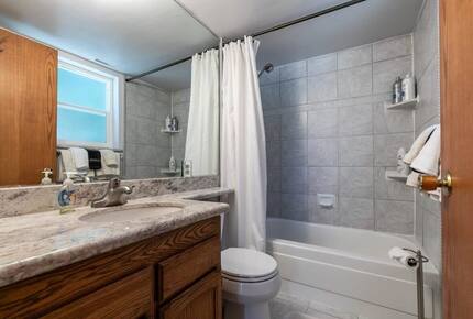 Woodland Retreat Near Kings Beach & Tahoe Ski Resorts - Kings Beach, California