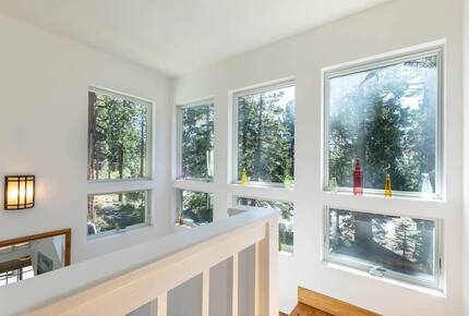 Woodland Retreat Near Kings Beach & Tahoe Ski Resorts - Kings Beach, California