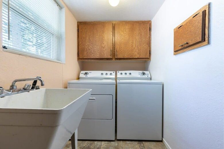 Woodland Retreat Near Kings Beach & Tahoe Ski Resorts - Kings Beach, California