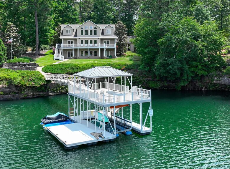 Elegant Waterside Family Retreat with Private Dock - Arley, Alabama