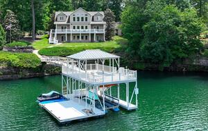 Elegant Waterside Family Retreat with Private Dock - Arley, Alabama