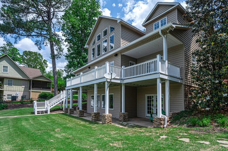 Elegant Waterside Family Retreat with Private Dock - Arley, Alabama