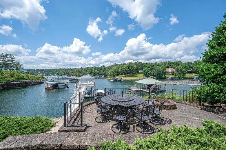 Elegant Waterside Family Retreat with Private Dock - Arley, Alabama