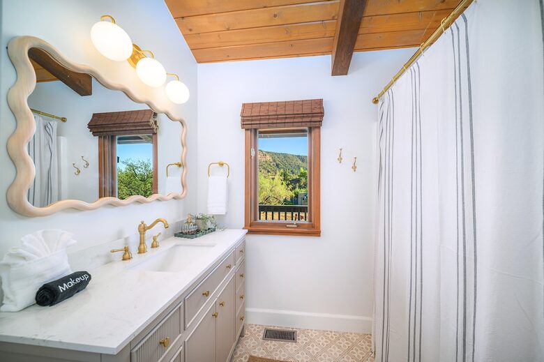 Family-Friendly Sedona Escape Near Iconic Trails - Sedona, Arizona