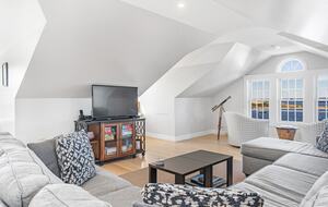 Elegant Watch Hill Penthouse Steps from Beach and Bay - Westerly, Rhode Island