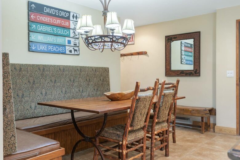 Modern Mountain Getaway Steps from Beaver Creek Village - Beaver Creek, Colorado