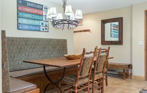 Modern Mountain Getaway Steps from Beaver Creek Village - Beaver Creek, Colorado