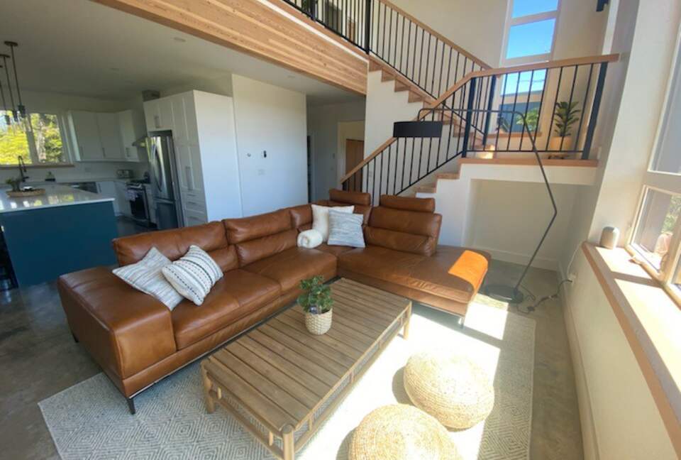 Luxury West Coast Haven Steps From the Wild Pacific Trail - Ucluelet, Canada