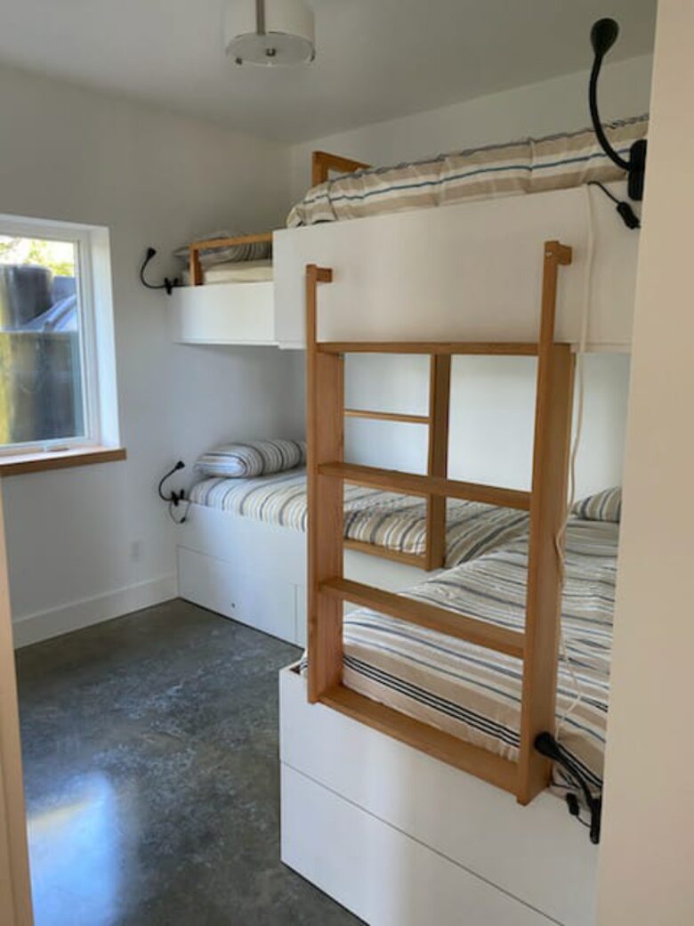 Luxury West Coast Haven Steps From the Wild Pacific Trail - Ucluelet, Canada