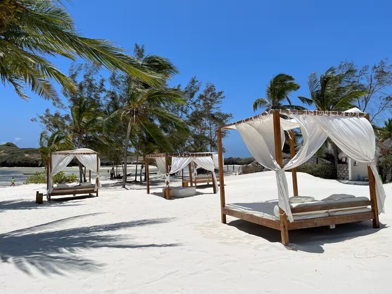 Oceanfront Elegance in the Heart of Watamu - Watamu, Kenya