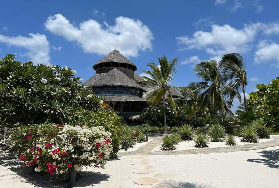 Oceanfront Elegance in the Heart of Watamu - Watamu, Kenya