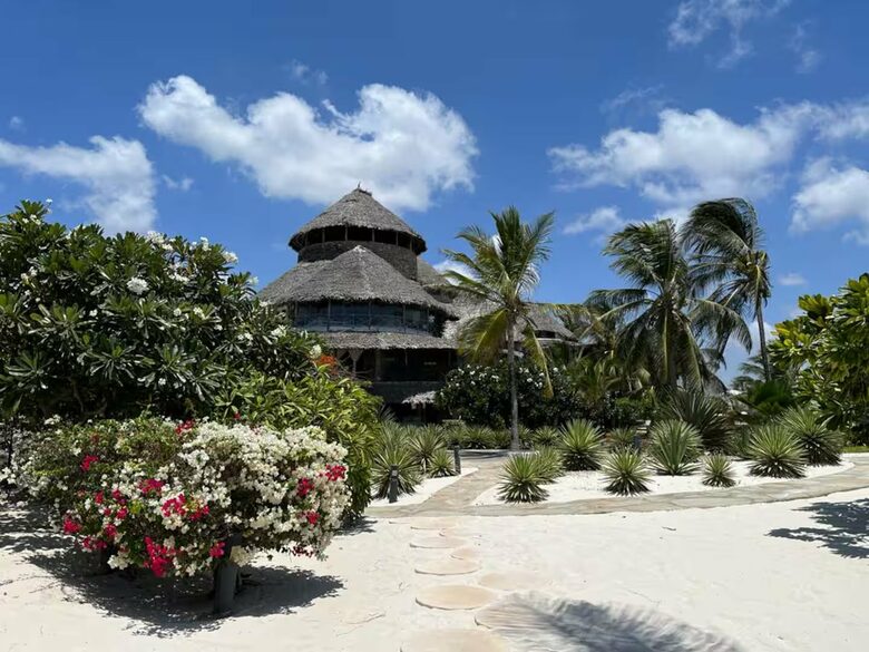 Oceanfront Elegance in the Heart of Watamu - Watamu, Kenya
